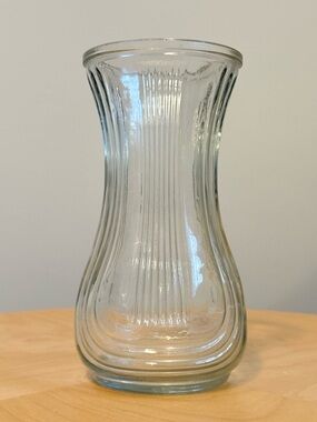 Vintage Hoosier Clear Glass Flower Vase Harp Pattern 4086-B c1979